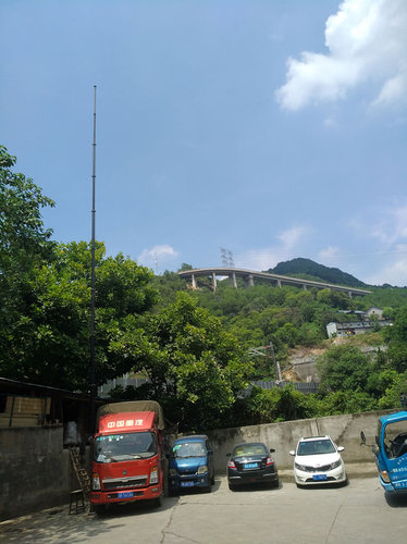 23米电动碳纤维升降杆